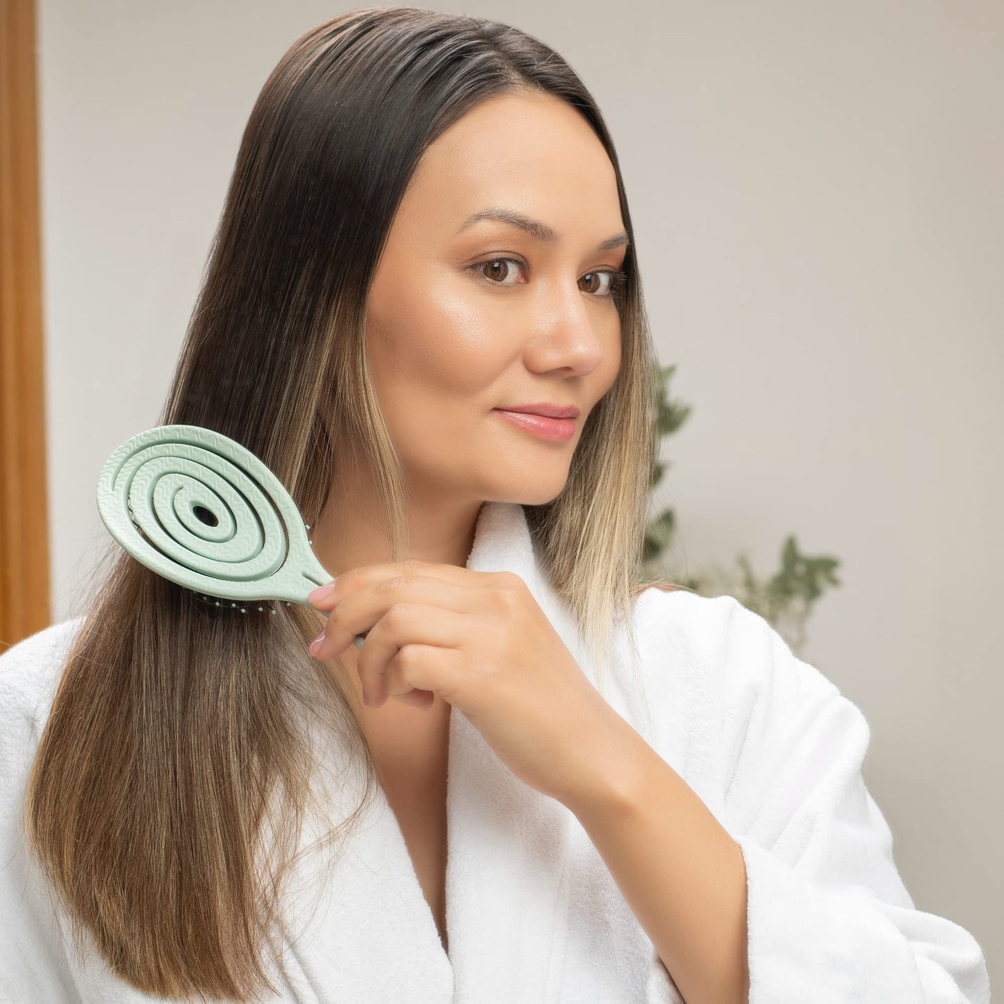 Ninabella Detangling Hair Brush for Women & Men - Green