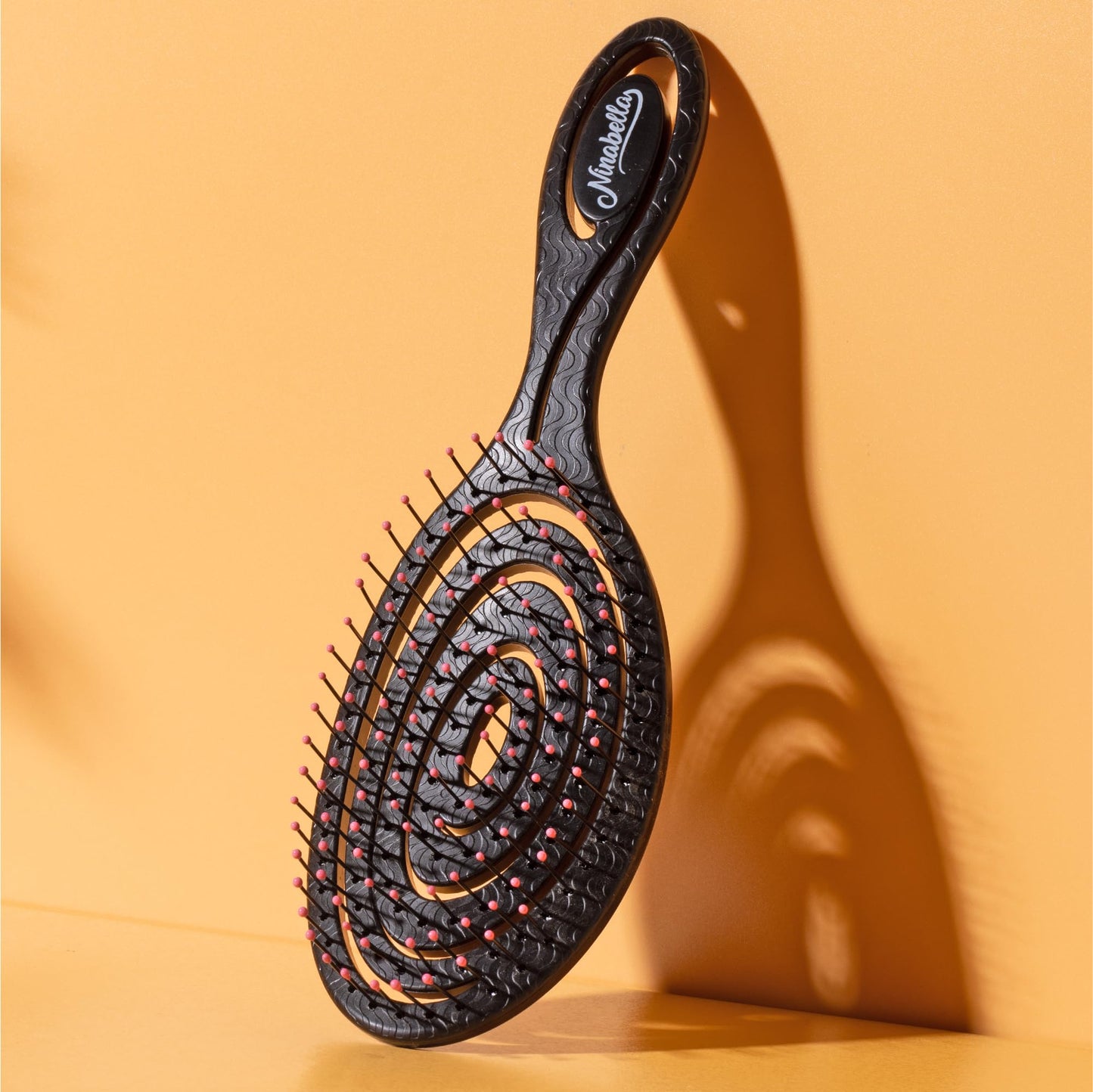 Ninabella Spiral Hair Brush - Black & Pink