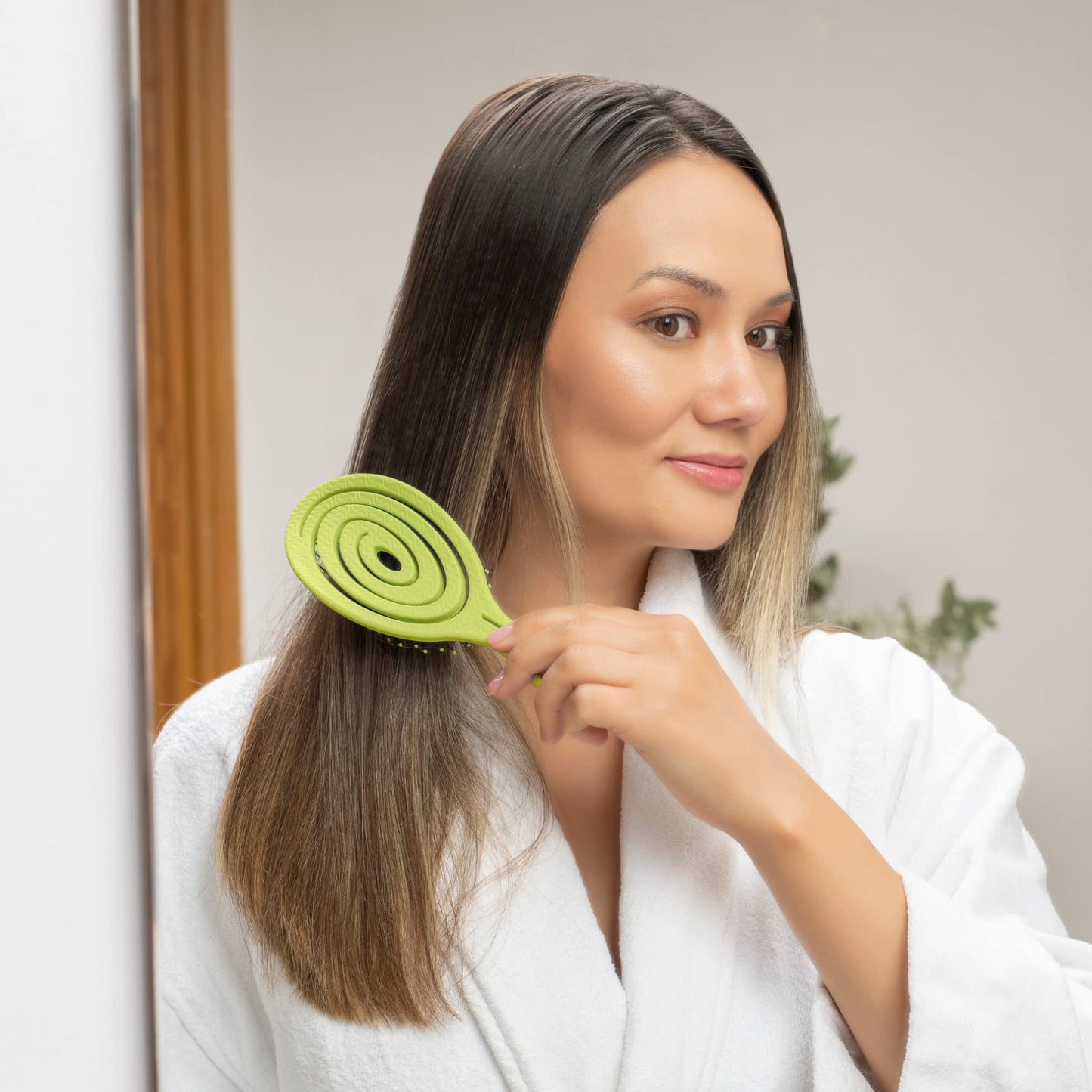 Ninabella Detangling Hair Brush for Women & Men - Lime Green